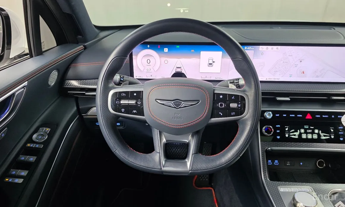 Фото 13 - Genesis GV80