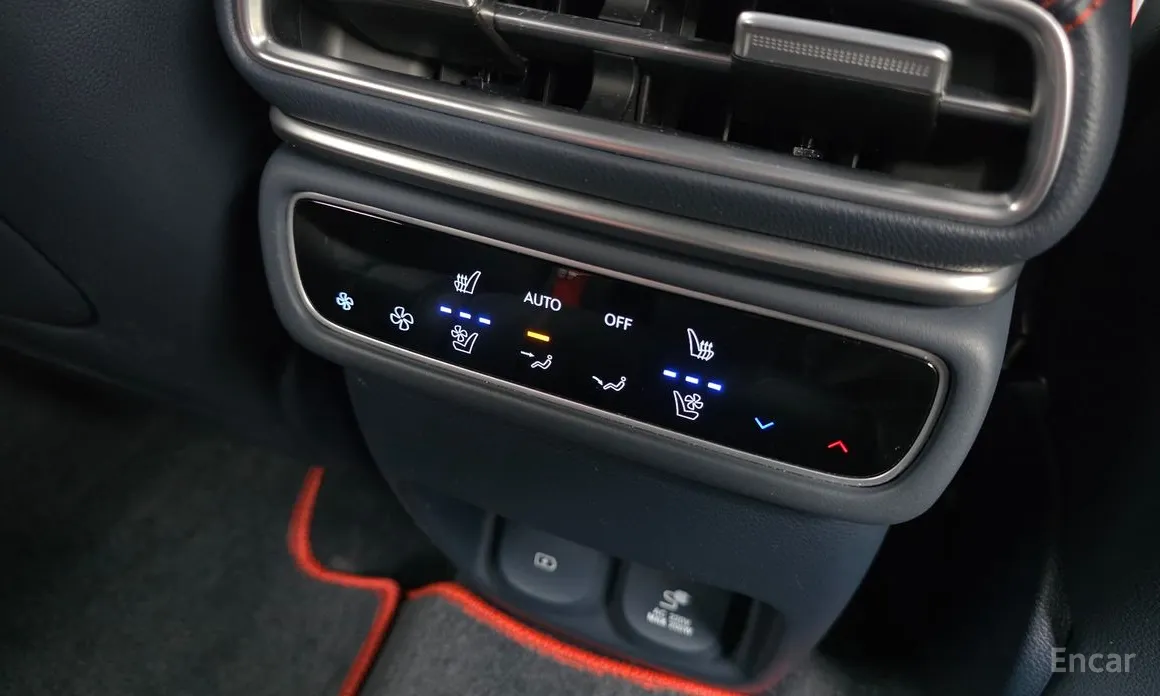 Фото 18 - Genesis GV80