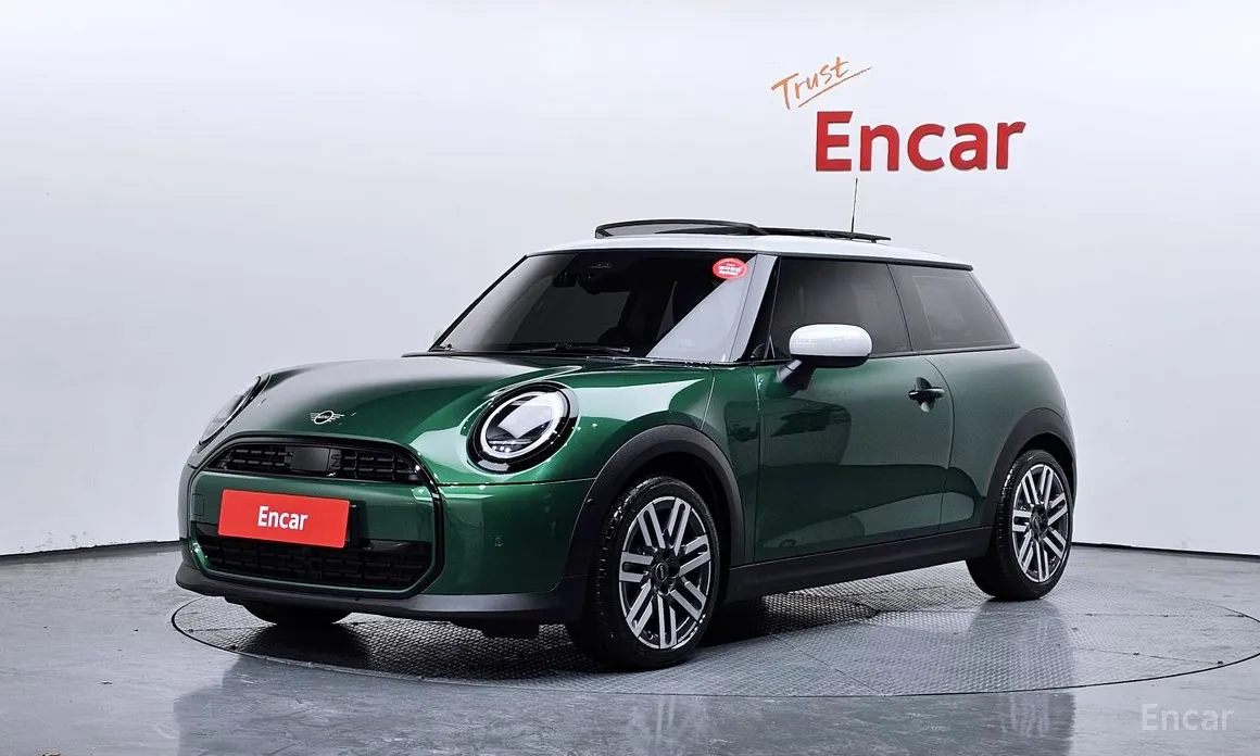 Фото 1 - Mini Cooper