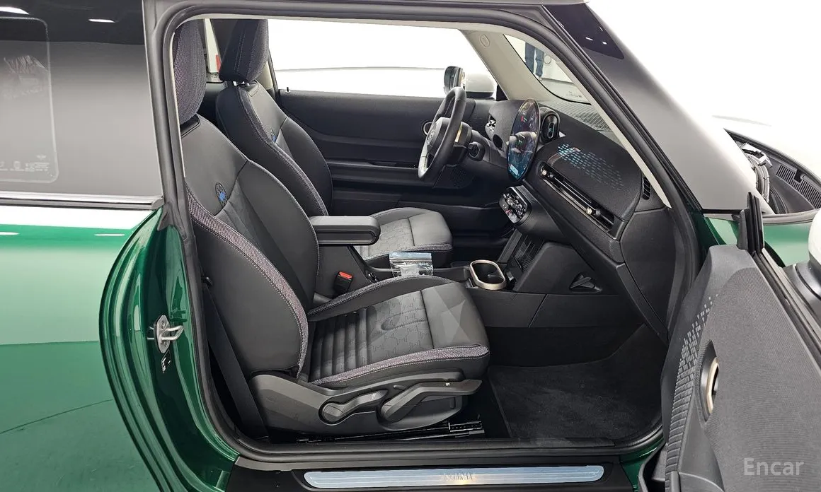 Фото 11 - Mini Cooper