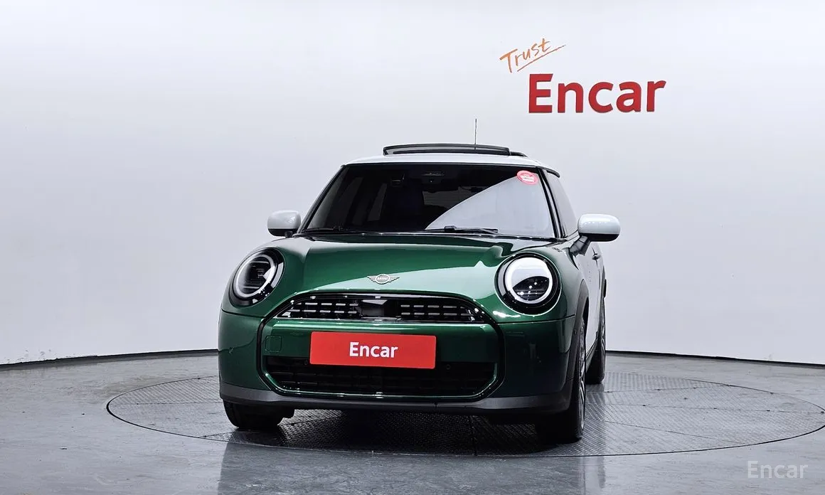 Фото 3 - Mini Cooper