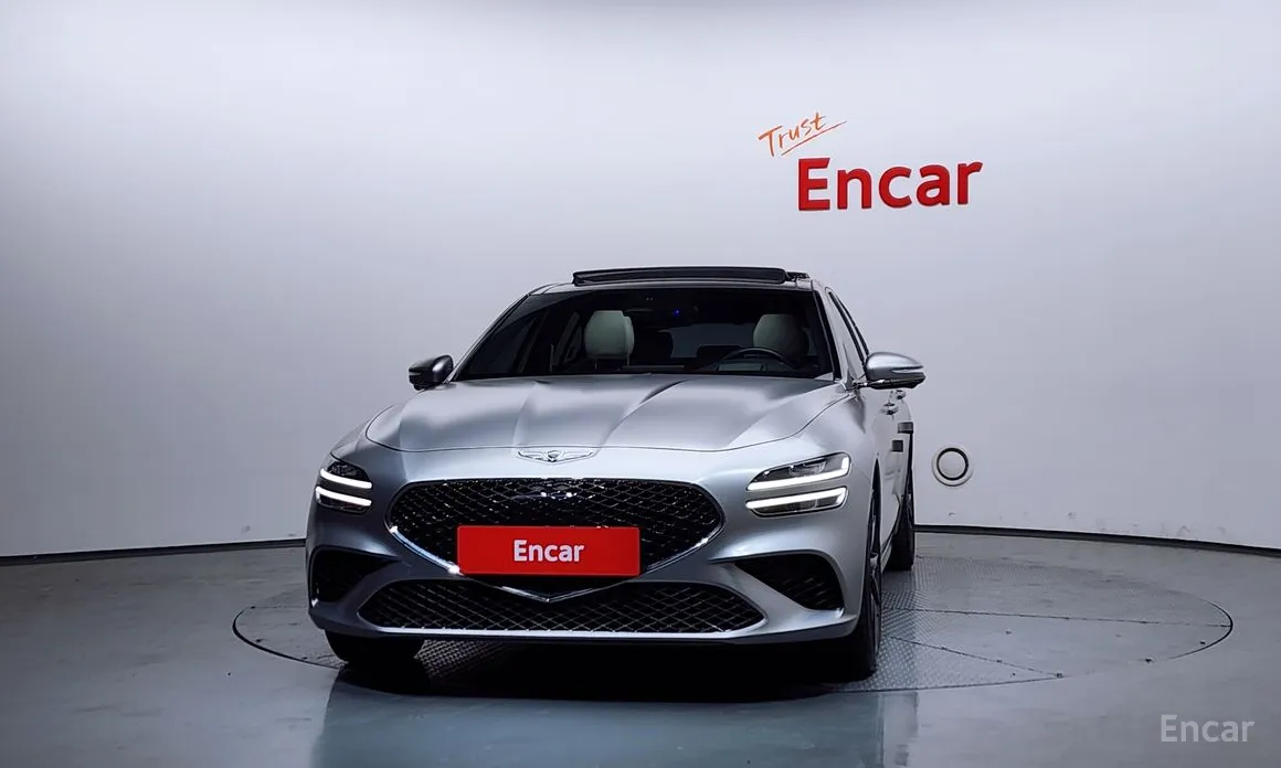 Фото 3 - Genesis G70