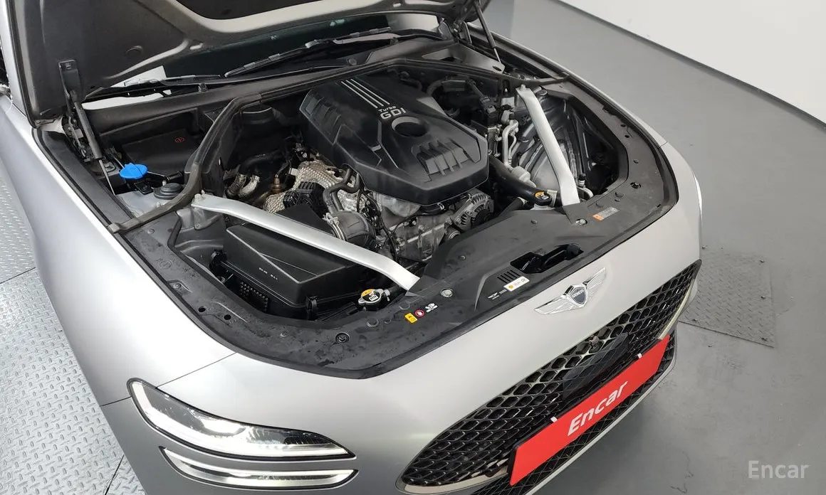 Фото 6 - Genesis G70