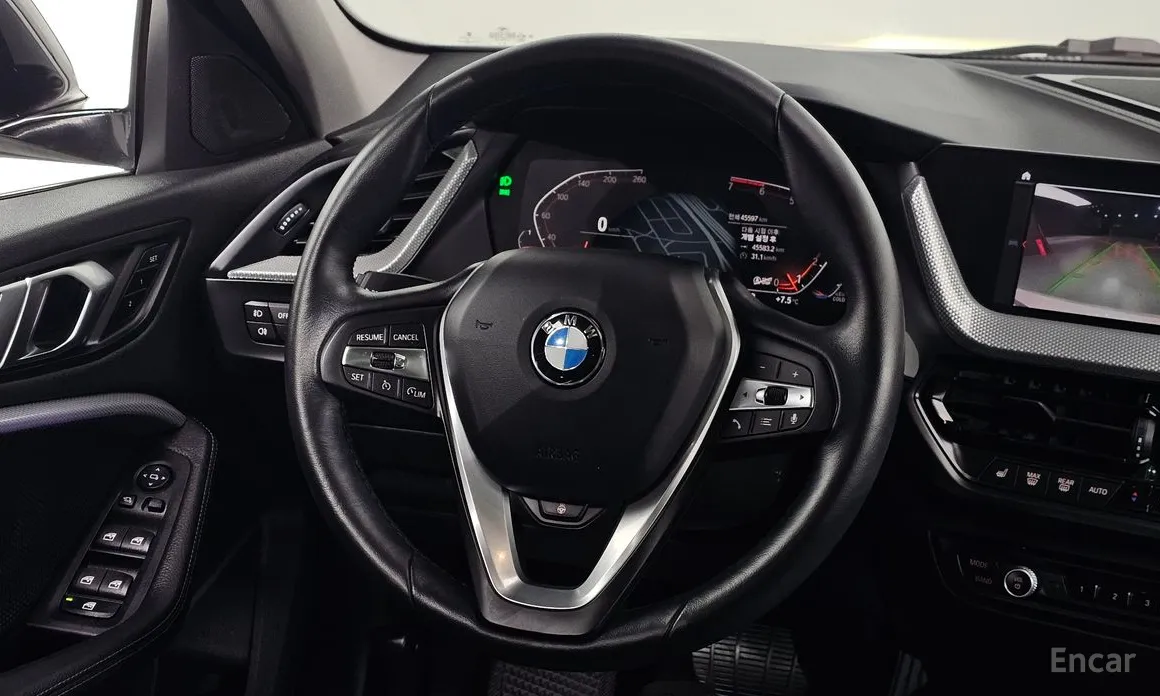 Фото 13 - BMW 1 Series