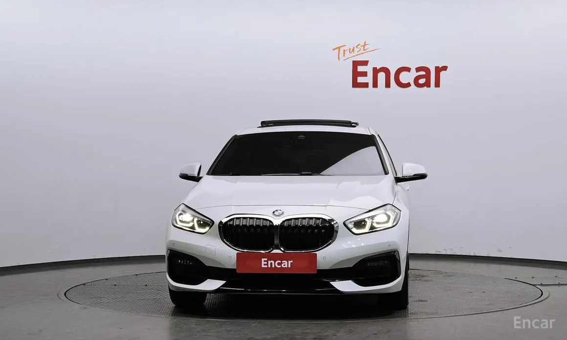 Фото 3 - BMW 1 Series