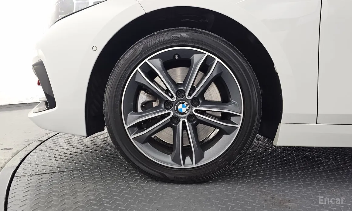 Фото 5 - BMW 1 Series