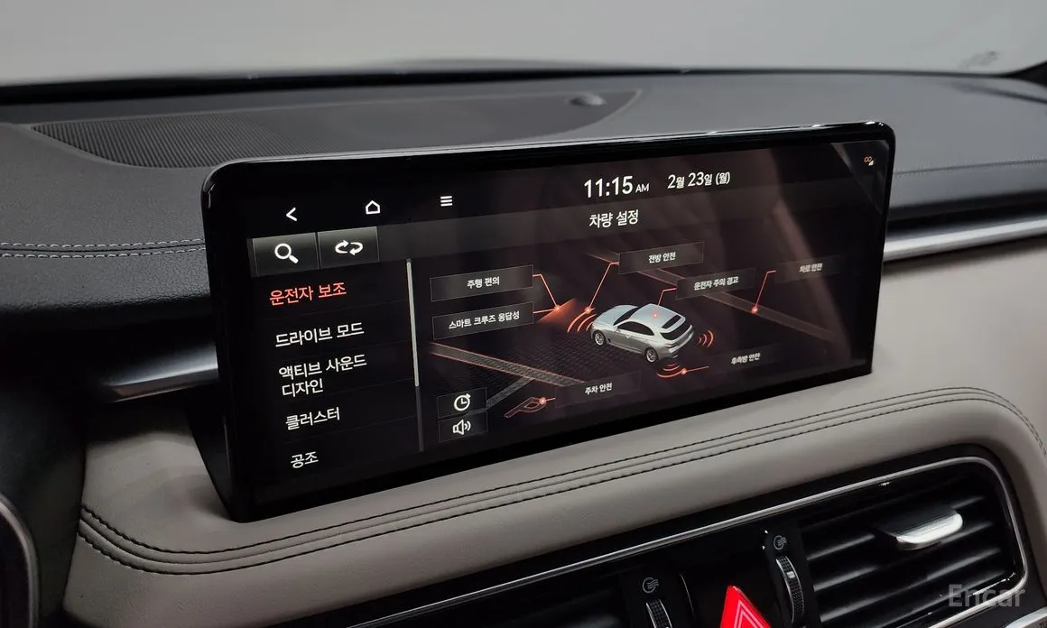 Фото 18 - Genesis G70