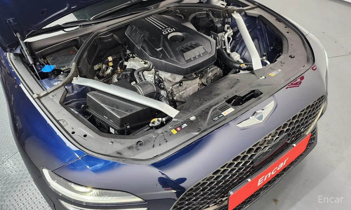 Фото 6 - Genesis G70