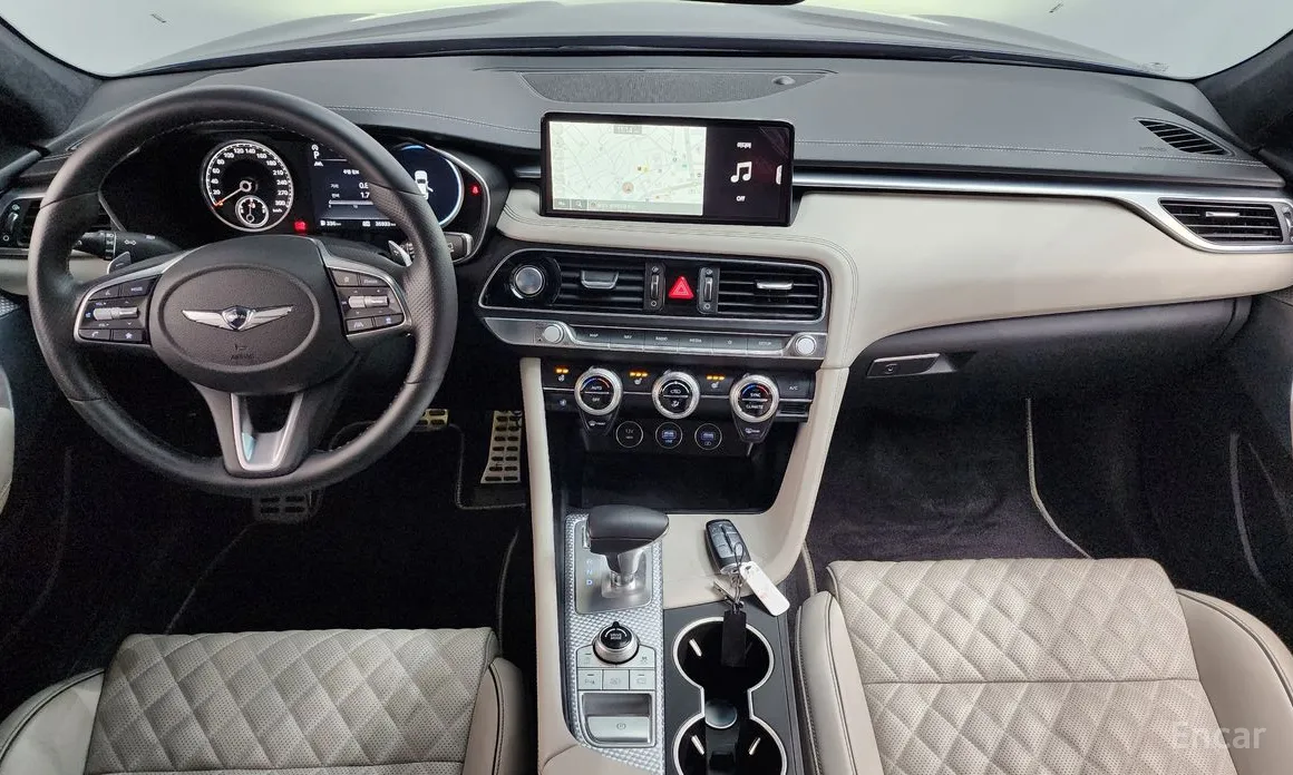 Фото 7 - Genesis G70