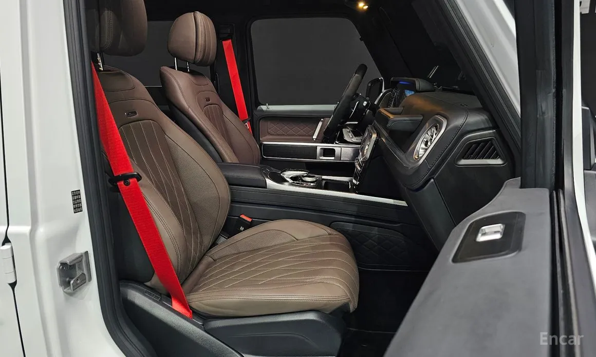 Фото 10 - Mercedes-Benz G-Class