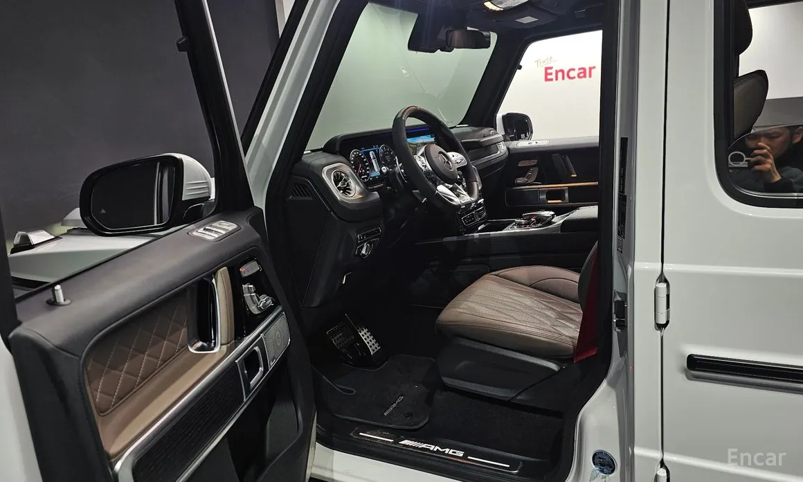 Фото 11 - Mercedes-Benz G-Class