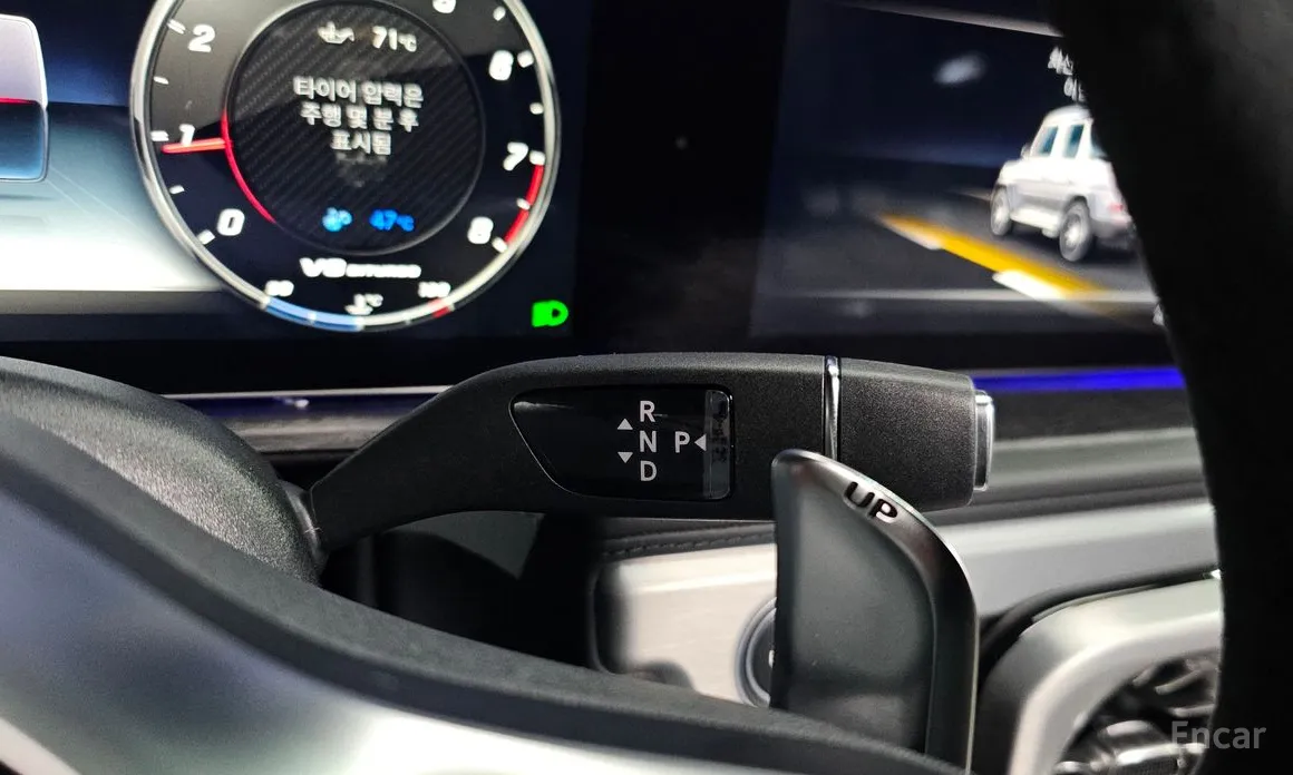 Фото 9 - Mercedes-Benz G-Class