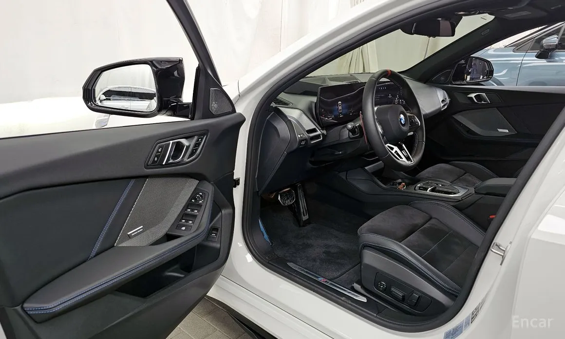 Фото 10 - BMW 1 Series