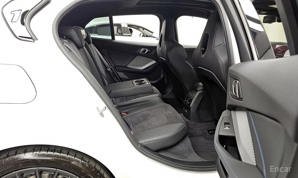 Фото 12 - BMW 1 Series