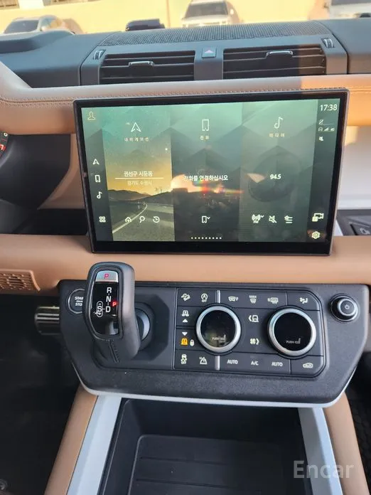 Фото 13 - Land Rover Defender