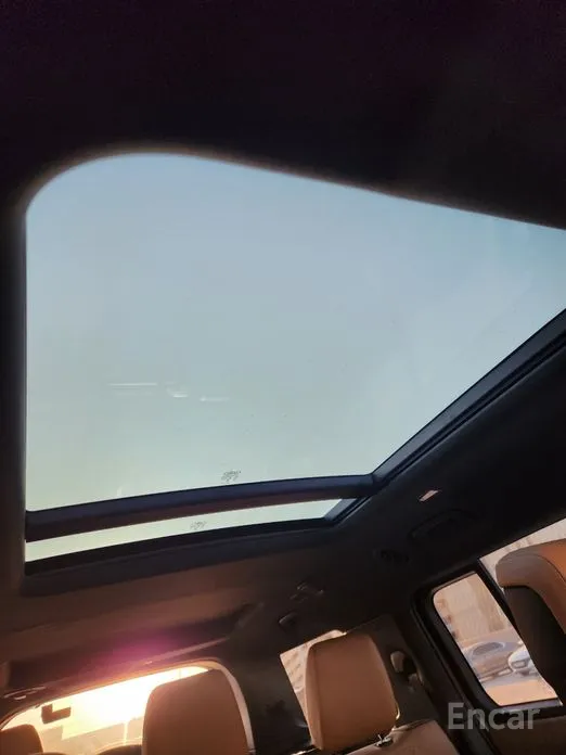 Фото 15 - Land Rover Defender