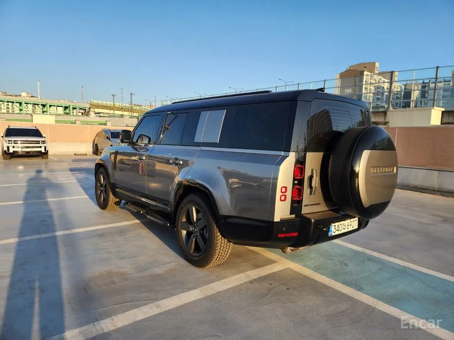 Фото 4 - Land Rover Defender