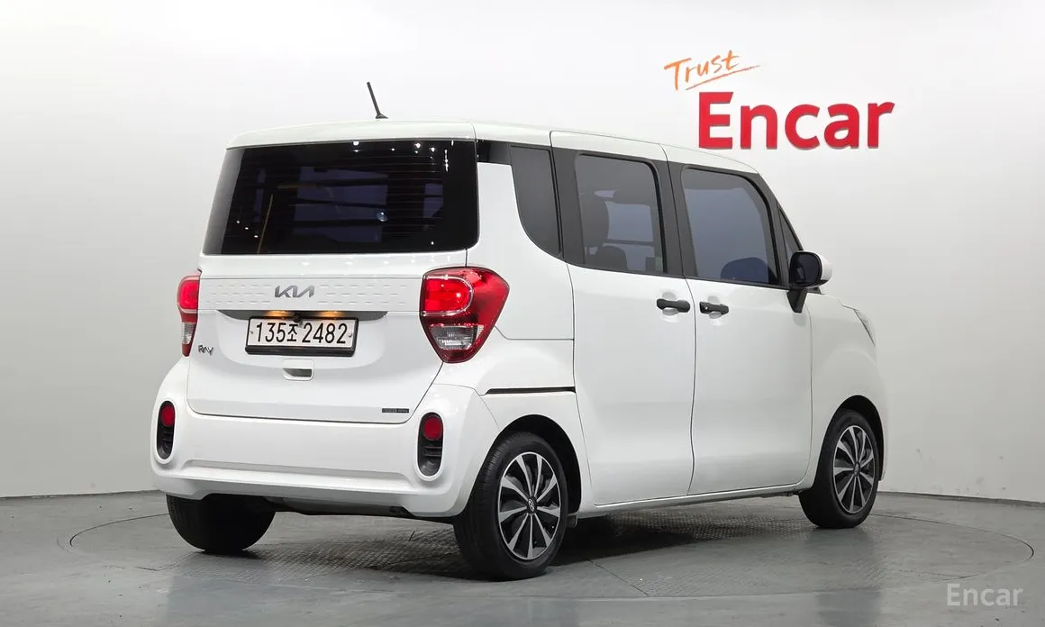 Фото 2 - Kia Ray