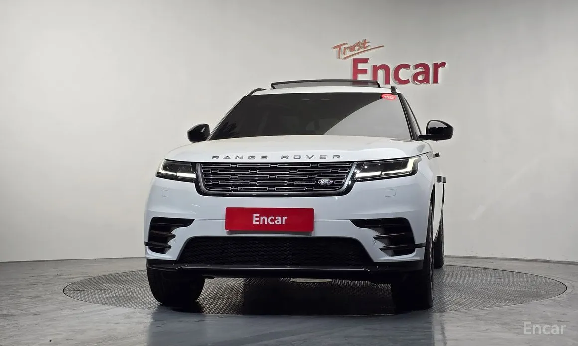 Фото 3 - Land Rover Range Rover Velar