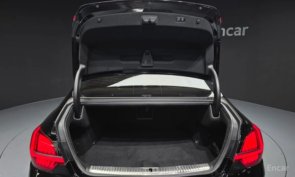 Фото 20 - Kia K9