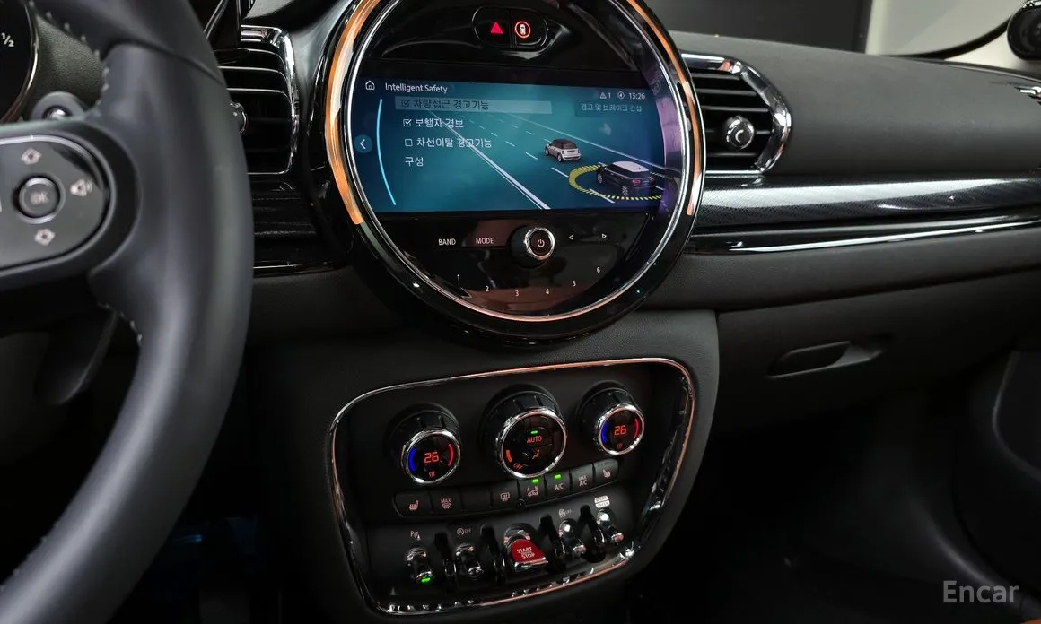 Фото 15 - Mini Clubman