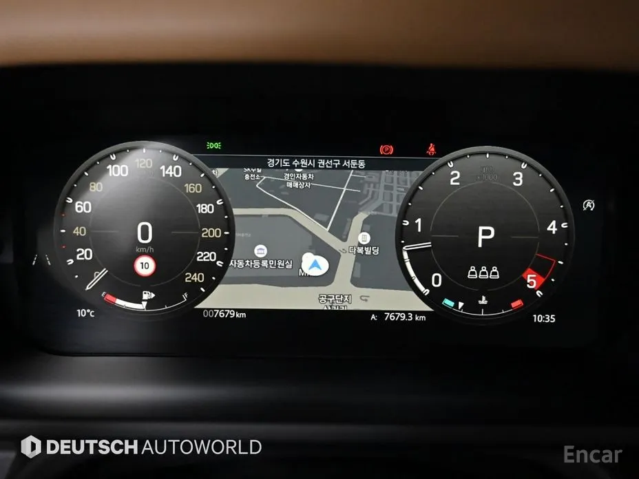 Фото 8 - Land Rover Defender