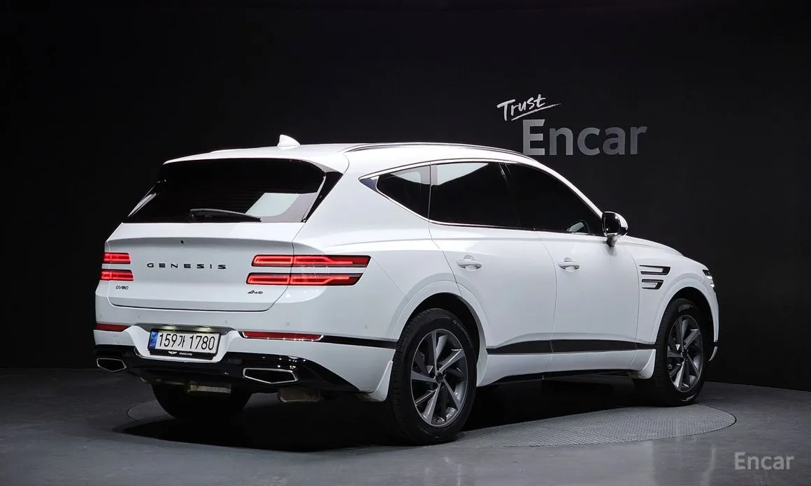 Фото 2 - Genesis GV80