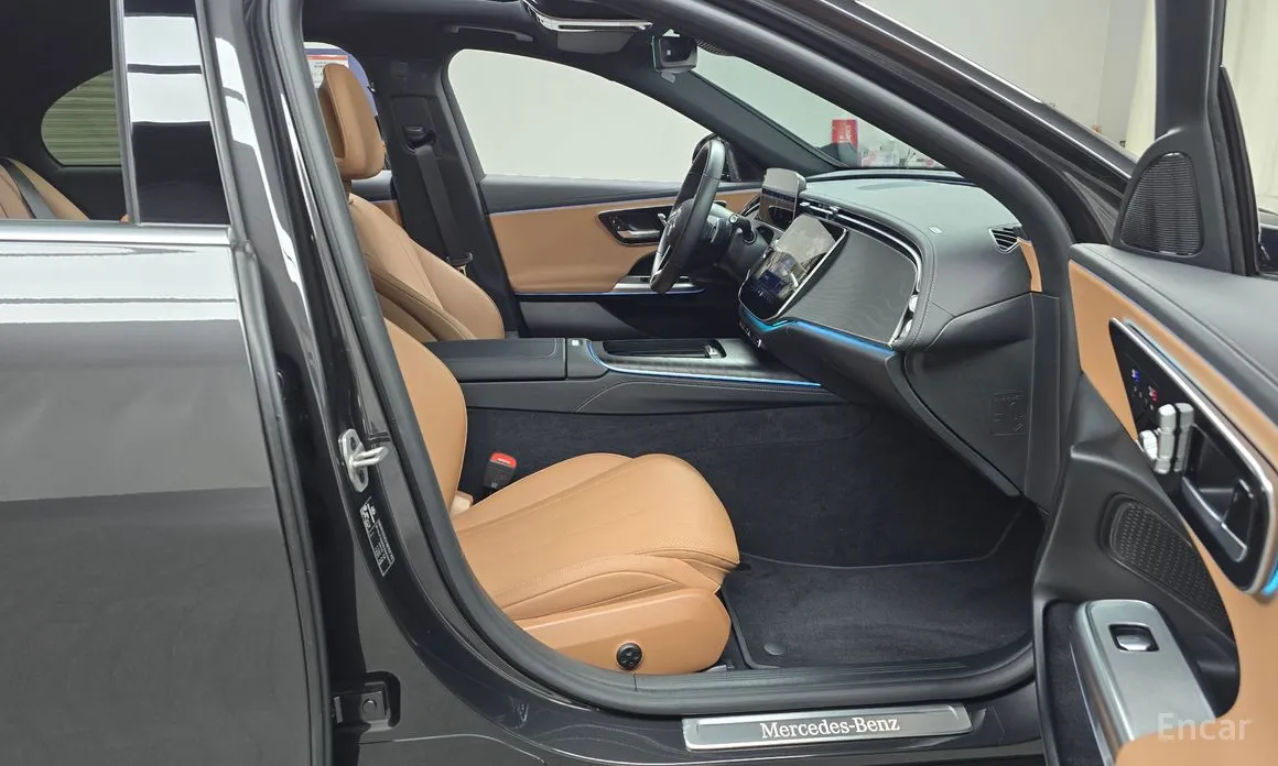 Фото 11 - Mercedes-Benz E-Class