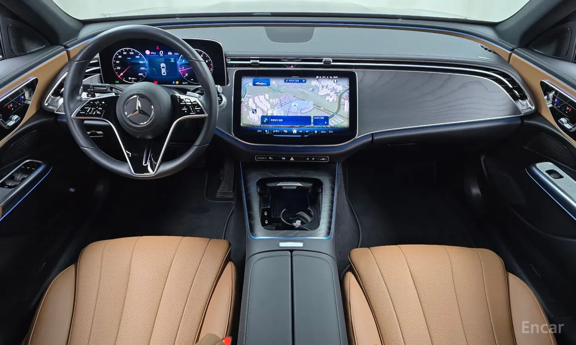 Фото 7 - Mercedes-Benz E-Class