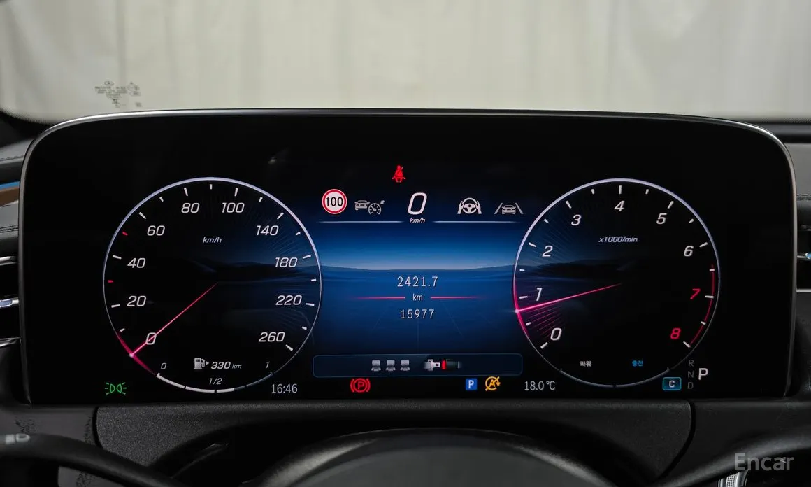 Фото 8 - Mercedes-Benz E-Class