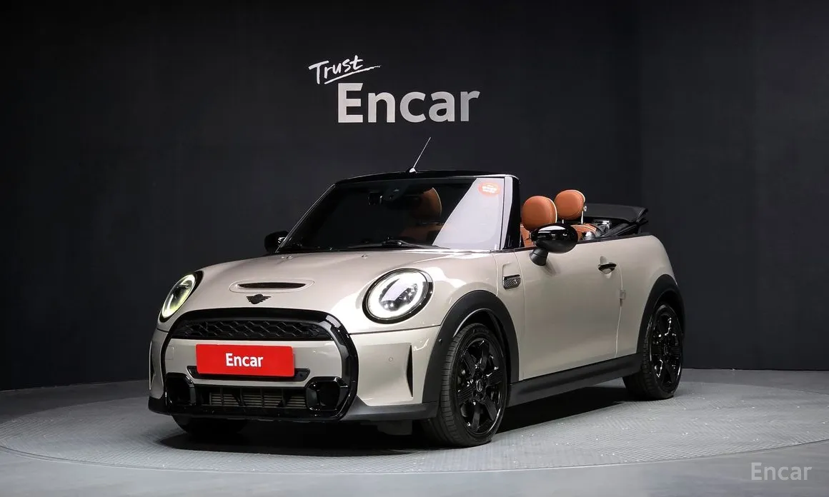 Фото 1 - Mini Cooper Convertible