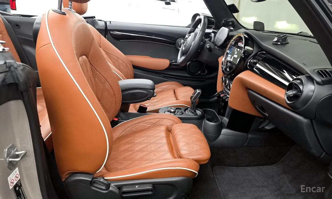 Фото 11 - Mini Cooper Convertible