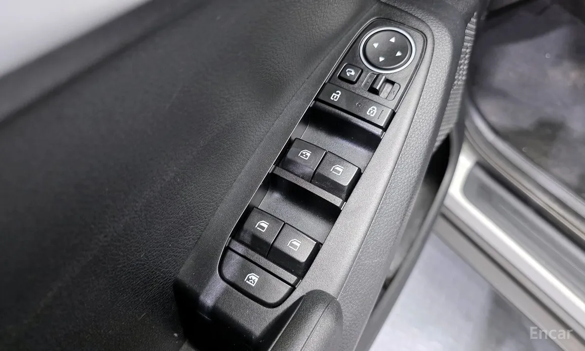 Фото 14 - Kia Seltos