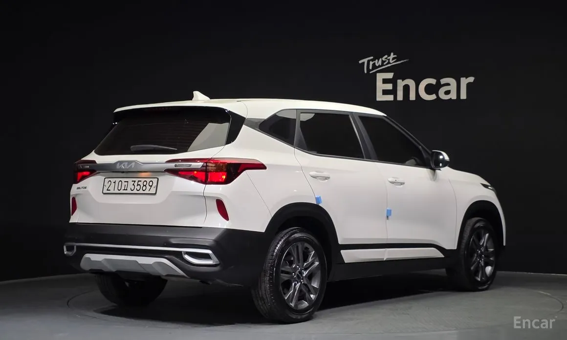 Фото 2 - Kia Seltos