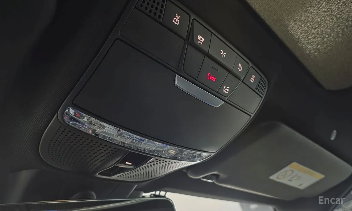 Фото 17 - Mercedes-Benz E-Class