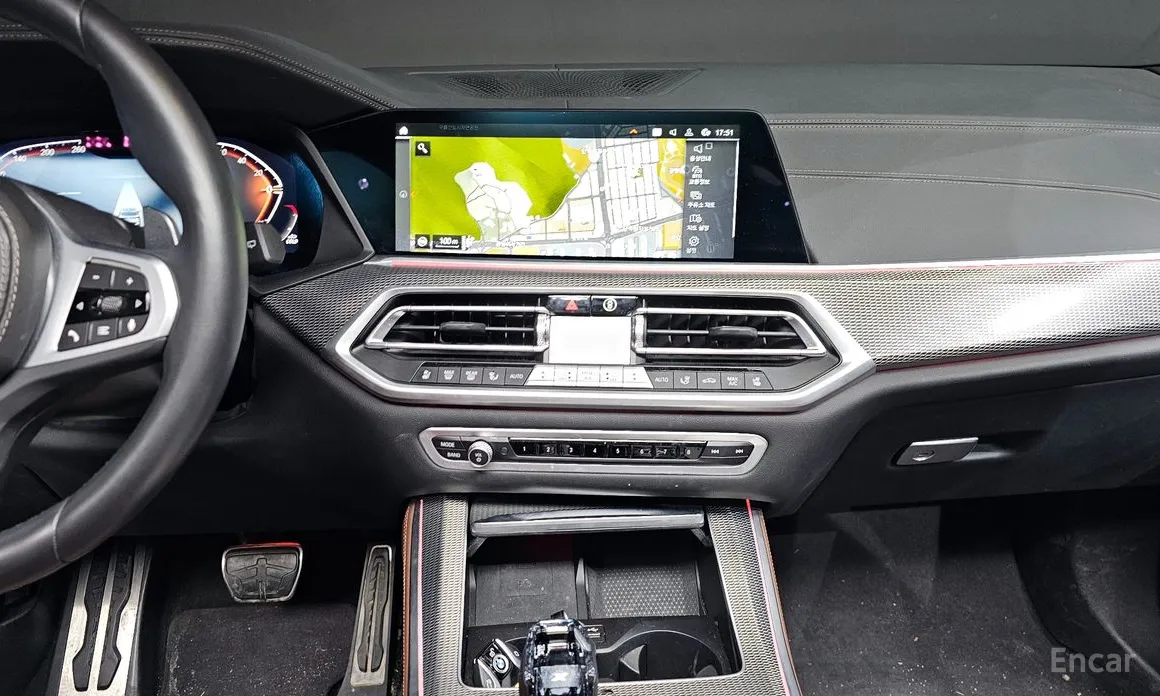 Фото 19 - BMW X5