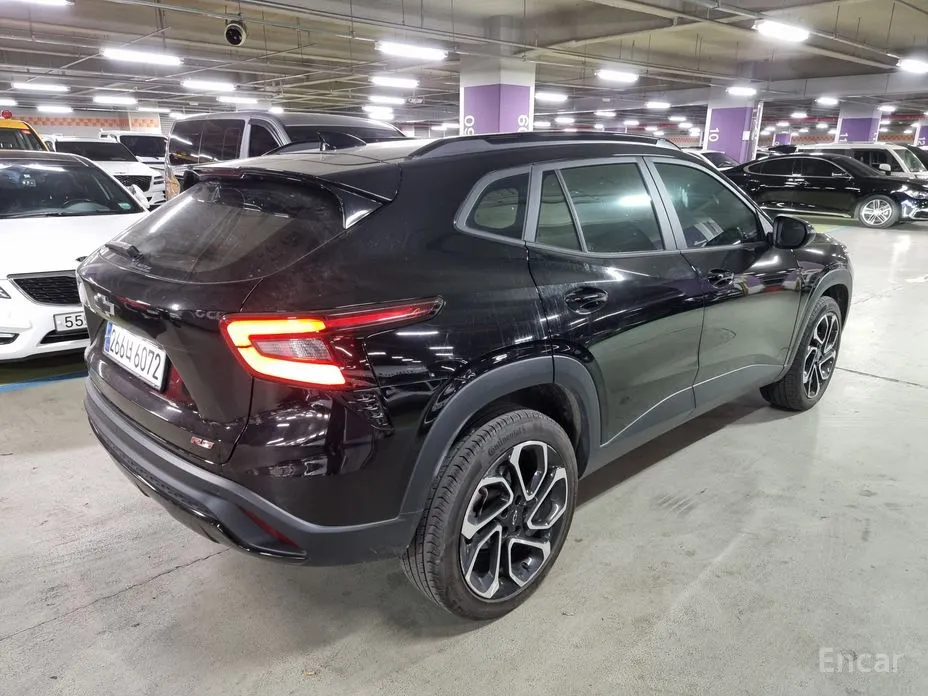 Фото 4 - Chevrolet Trax