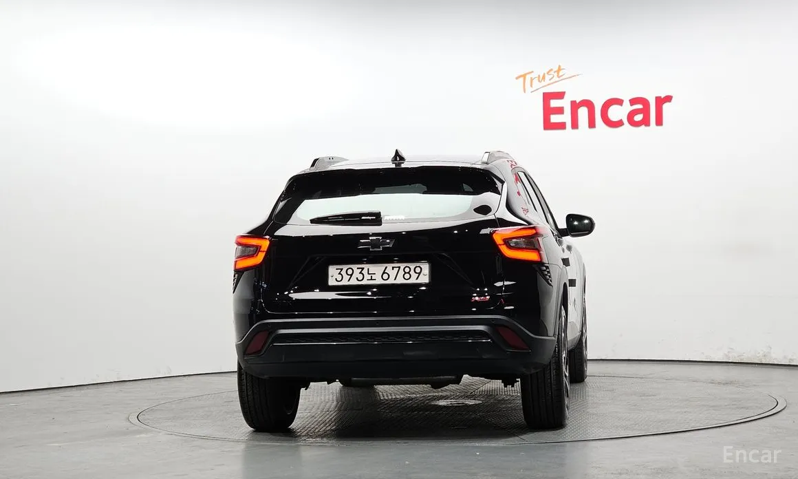 Фото 4 - Chevrolet Trax