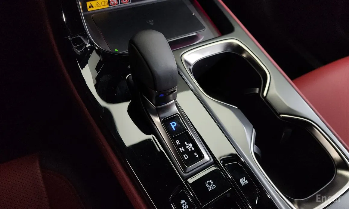 Фото 9 - Lexus NX