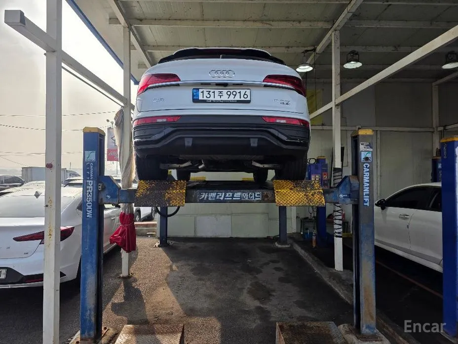 Фото 2 - Audi Q5