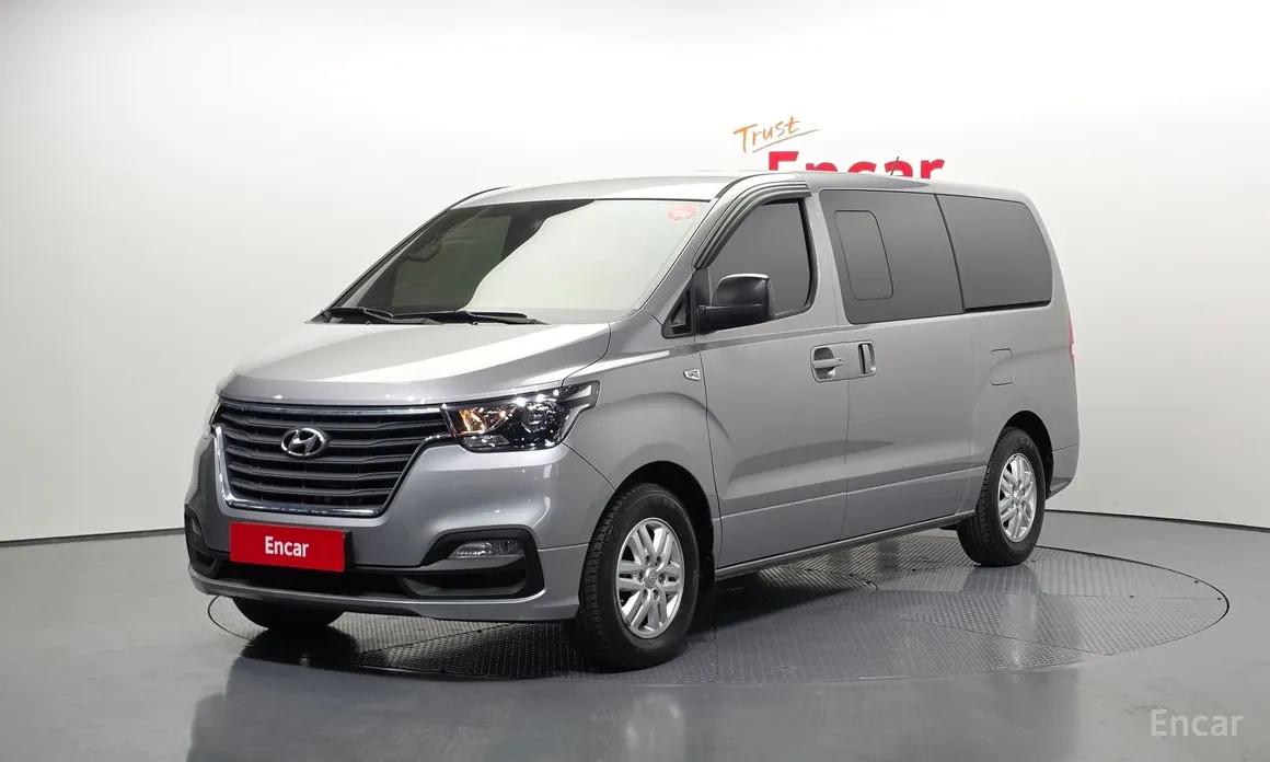 Фото 1 - Hyundai Starex