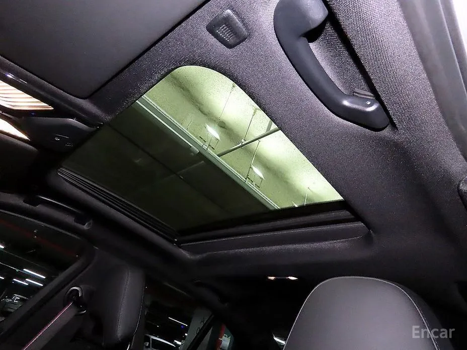 Photo 20 - BMW 3 Series