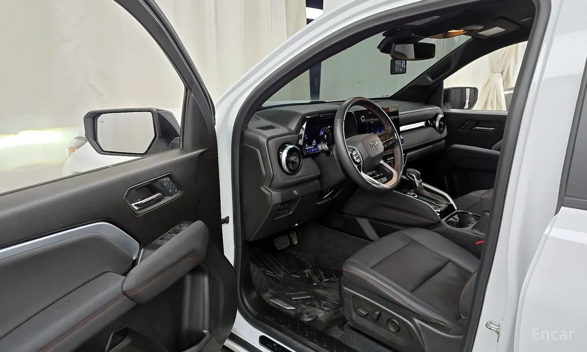 Фото 10 - Chevrolet Colorado