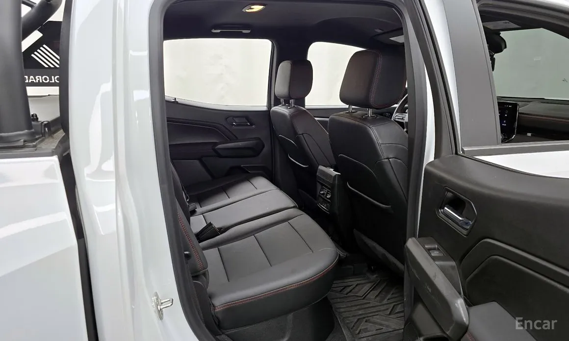 Фото 12 - Chevrolet Colorado