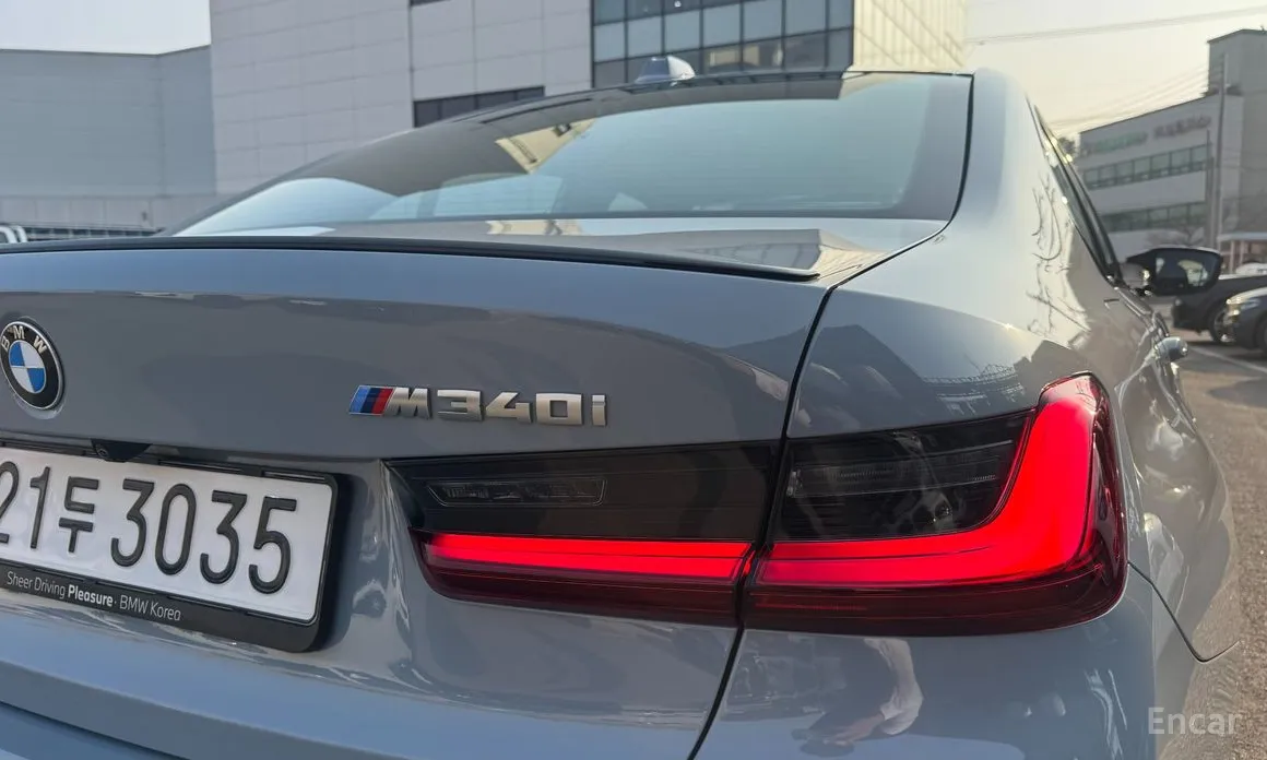 Фото 19 - BMW 3 Series