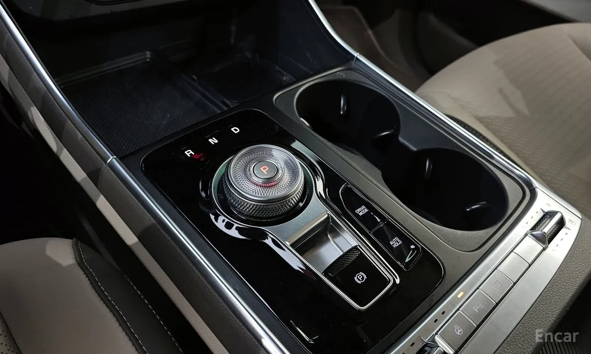 Фото 9 - Kia Carnival