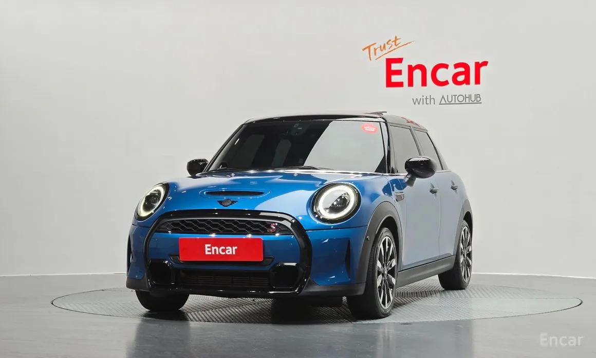 Фото 3 - Mini Cooper