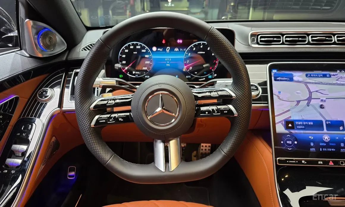 Фото 13 - Mercedes-Benz S-Class