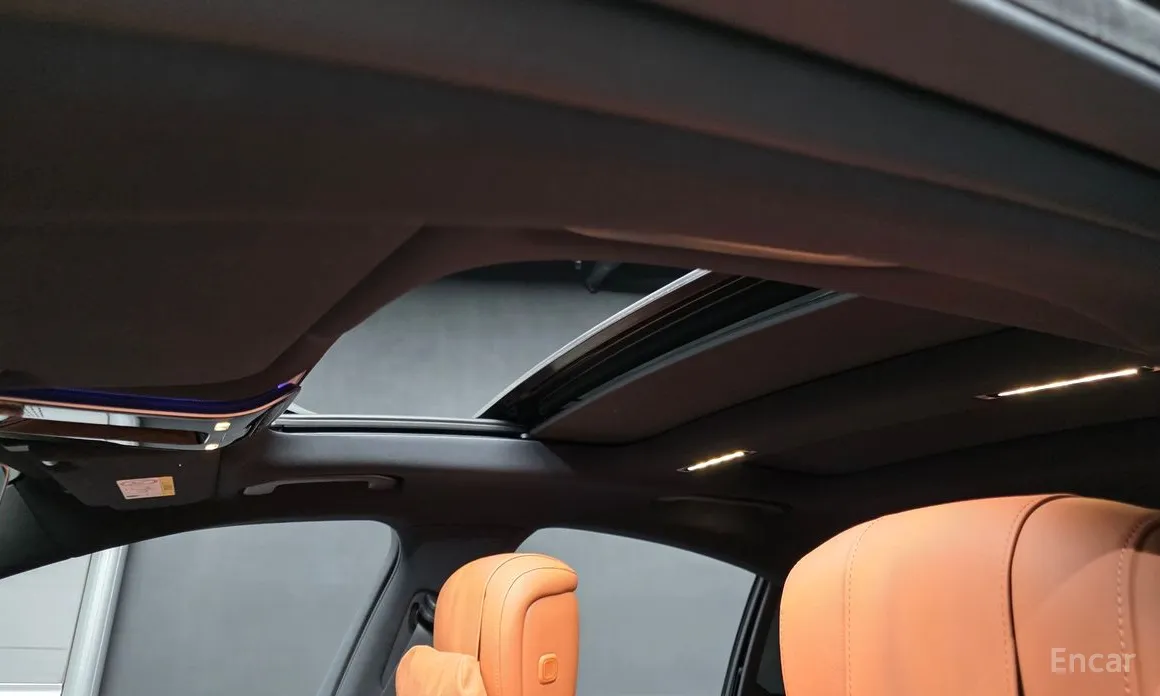 Фото 19 - Mercedes-Benz S-Class