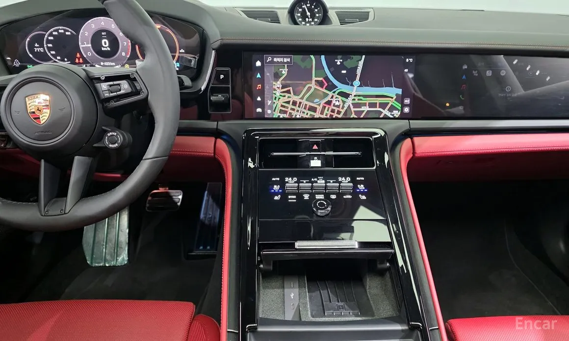 Фото 19 - Porsche Panamera